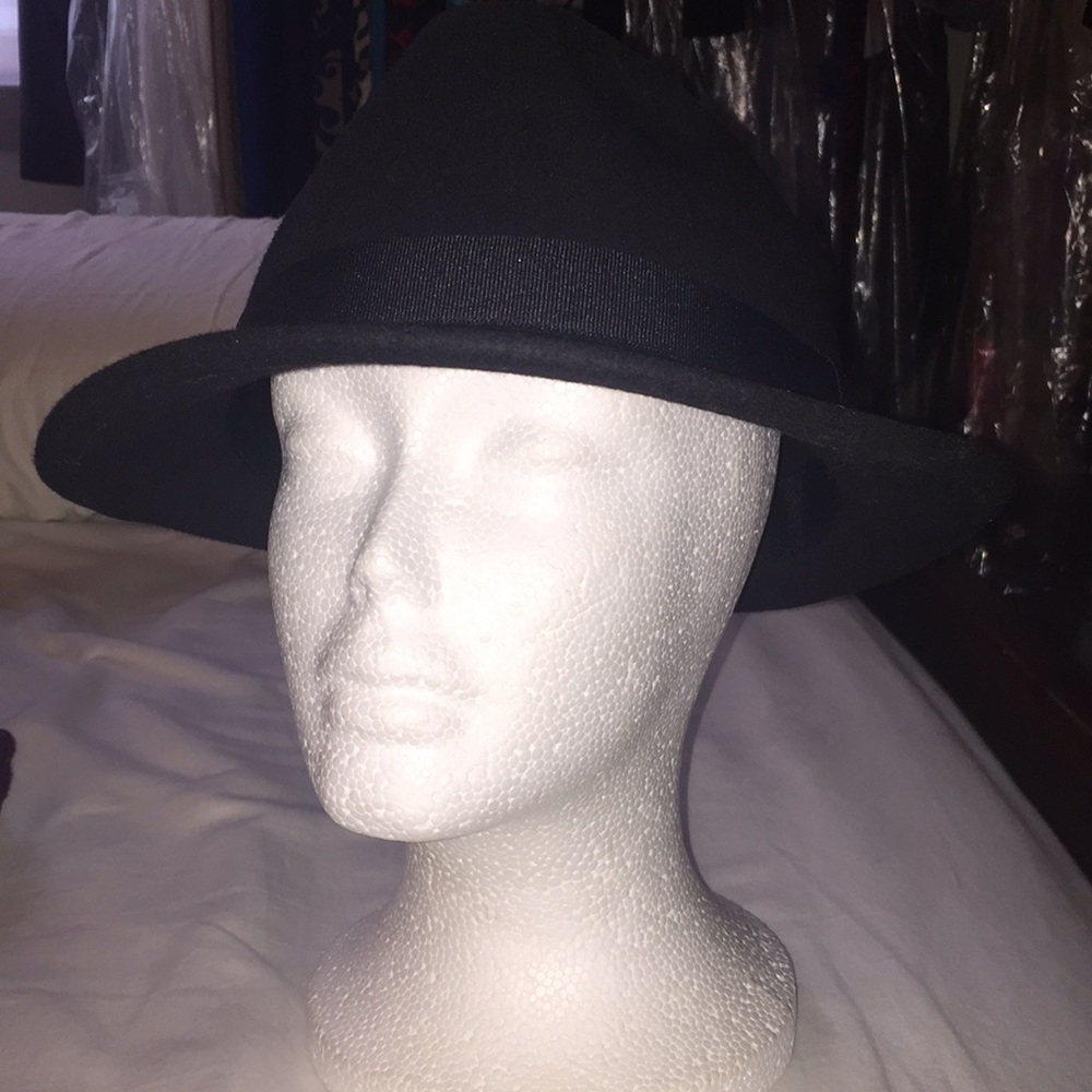 Fedora / wool